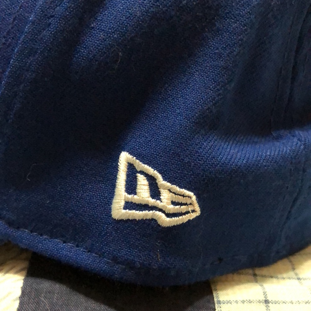 Chicago Cubs Hat - Picture 6 of 15